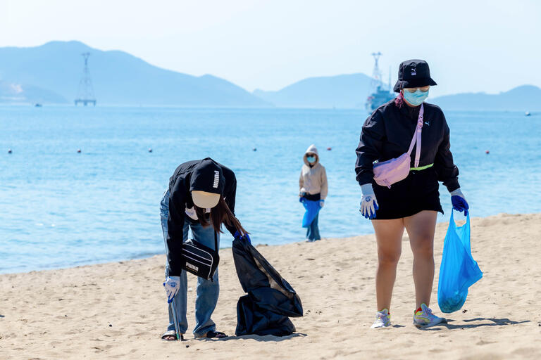 cleaning beach