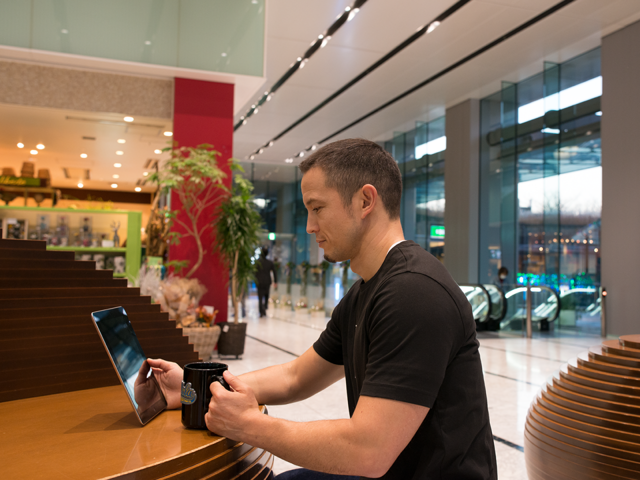 PUMA employee on a coffee break