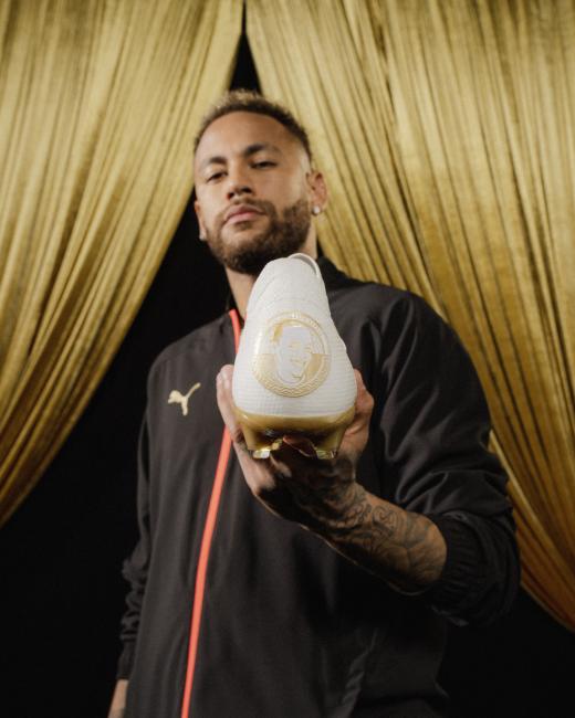Neymar Future Football boot